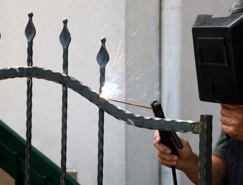 Quels sont les avantages de la soudure aluminium pour vos structures extérieures ?